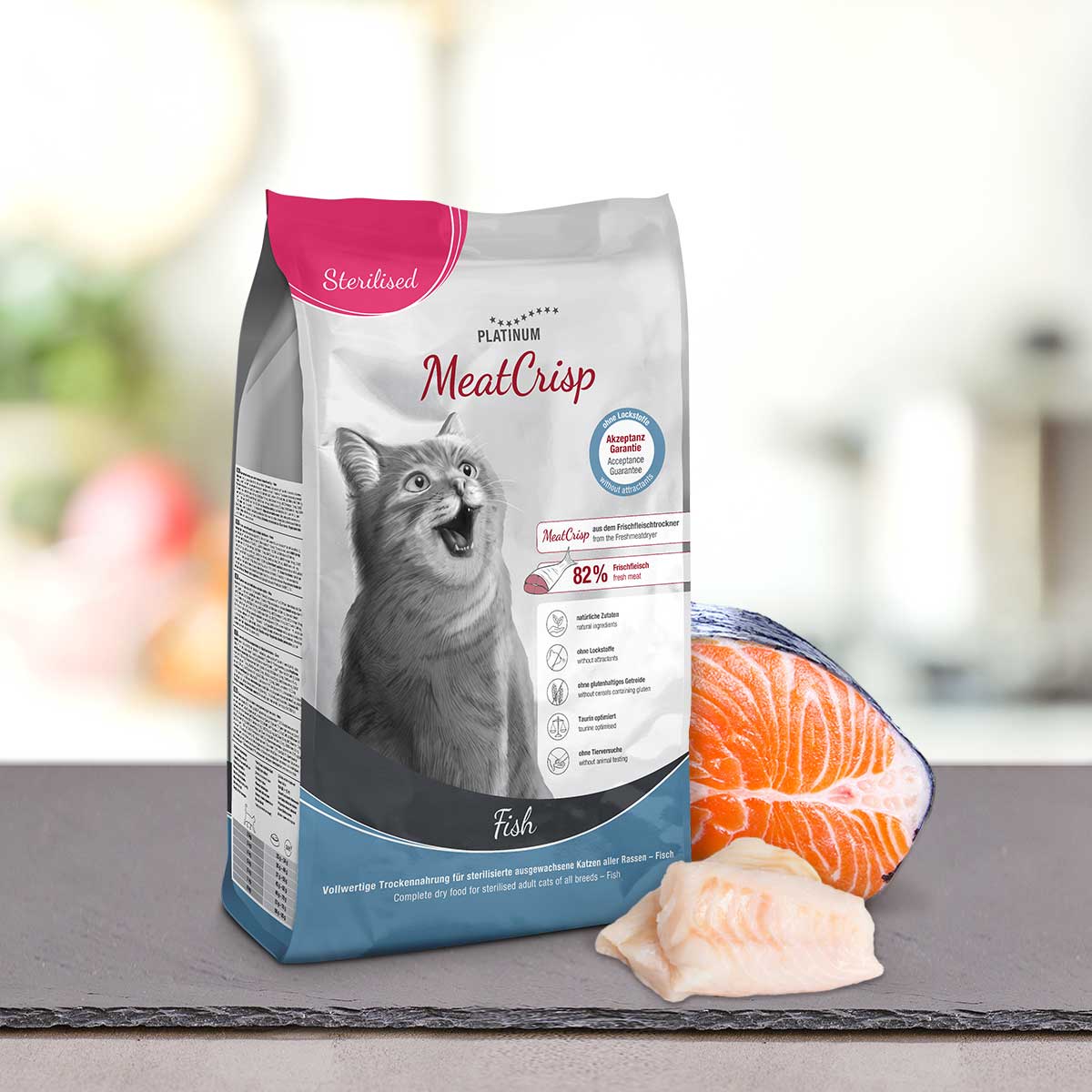 MeatCrisp Sterilised Fish, suha hrana za mačke